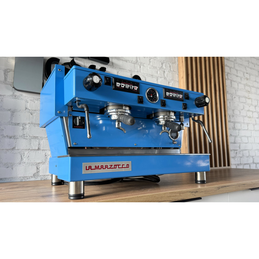 Профессиональная кофемашина La Marzocco Linea Classic 2gr б/у